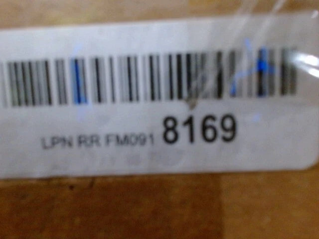 UsedVeryGood_Crocs Unisex Men's and Women's Crocband Clog, White, 7