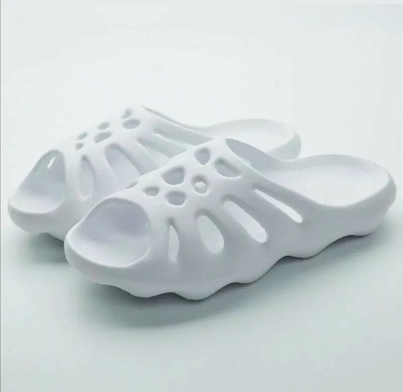 Summer New Men's Women's Sandals Beach Shoes Foam Runner Casual Slipper Hole NEW