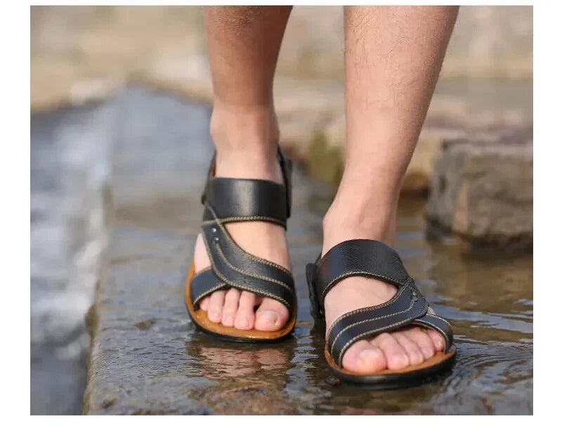 Men's Summer New Sandals Leather Beach Shoes Casual Men's Shoes Fashion Slippers