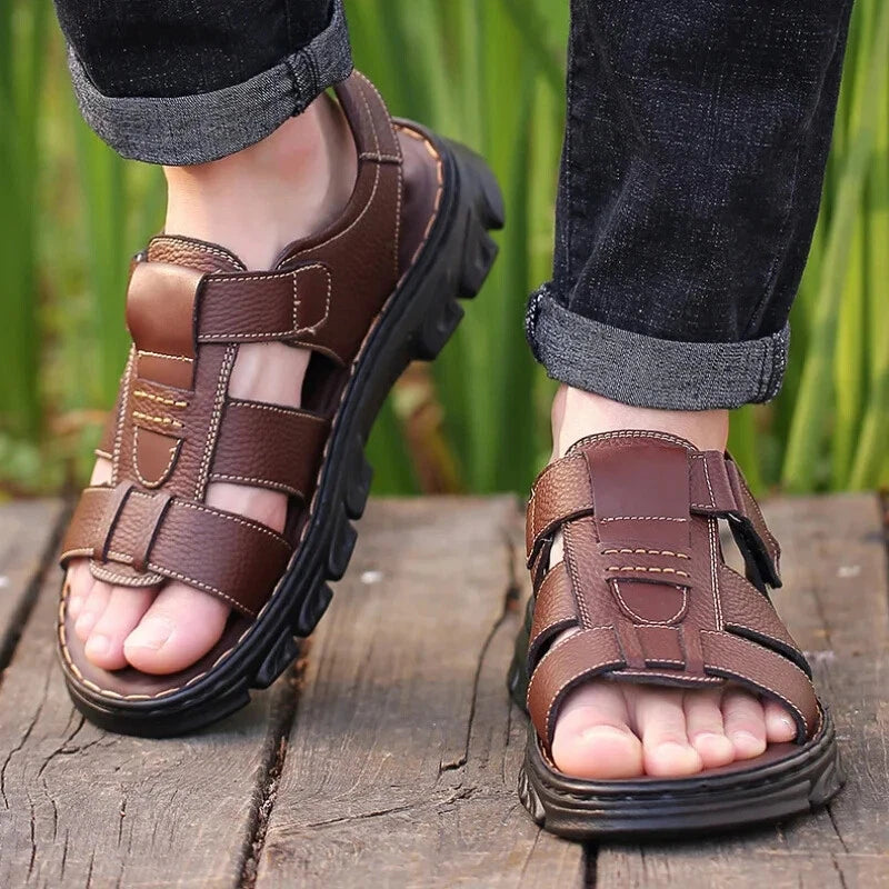 Men's New Beach Shoes Cowhide Slippers Outdoor Non-Slip Thick-soled Leather Sand