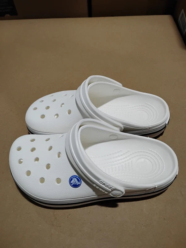 UsedLikeNew_Crocs Unisex-Adult Crocband Clog, White, 6 Women/4 Men_White_Sz6