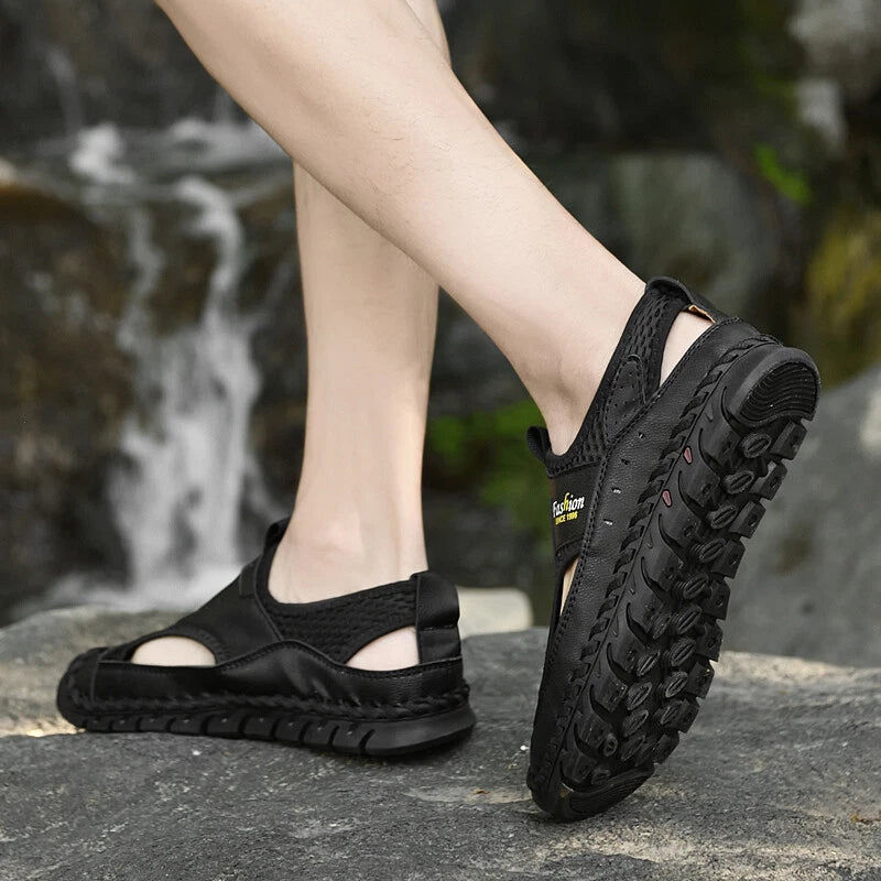 Summer Men Leather Sandals Outdoor Leather Soft Walking Beach Slippers