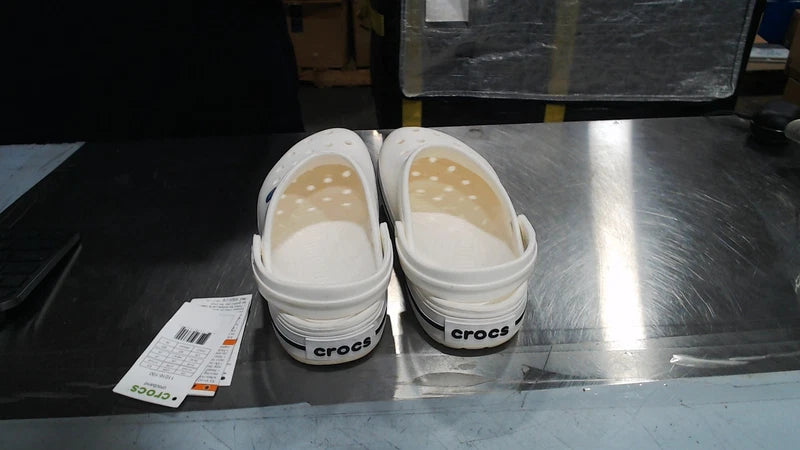 UsedLikeNew_Crocs Unisex-Adult Crocband Clog, White, 9 Women/7 Men_White_Sz9