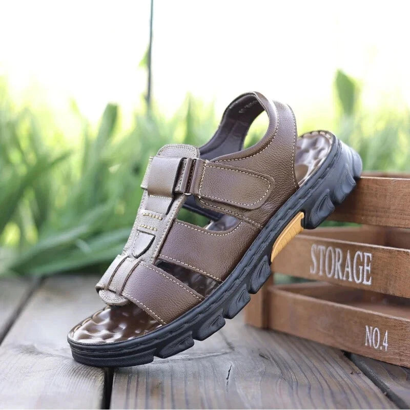 Men's New Beach Shoes Cowhide Slippers Outdoor Non-Slip Thick-soled Leather Sand