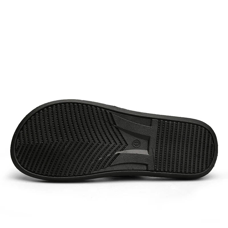 Men's New Flip Flops Super Comfortable and Fashionable Men's Summer Slippers