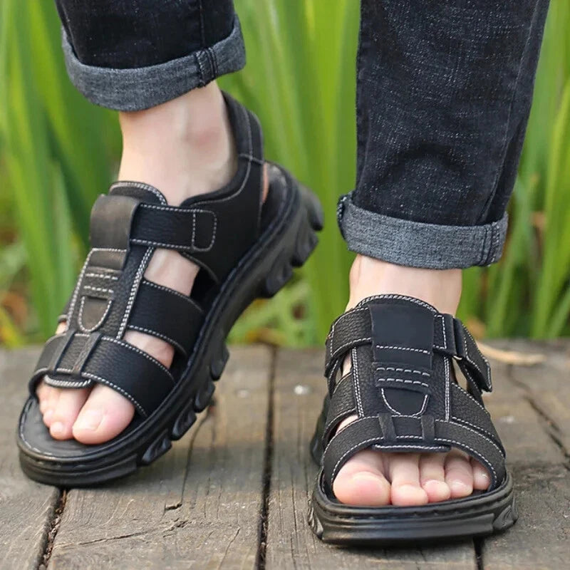 Men's New Beach Shoes Cowhide Slippers Outdoor Non-Slip Thick-soled Leather Sand