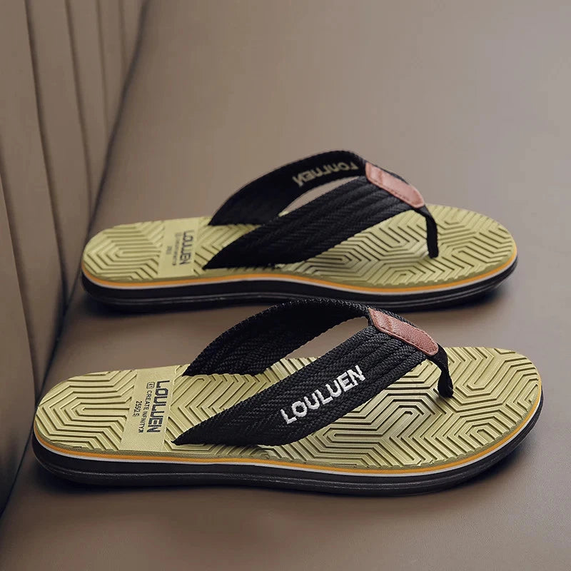 Men's New Flip Flops Super Comfortable and Fashionable Men's Summer Slippers