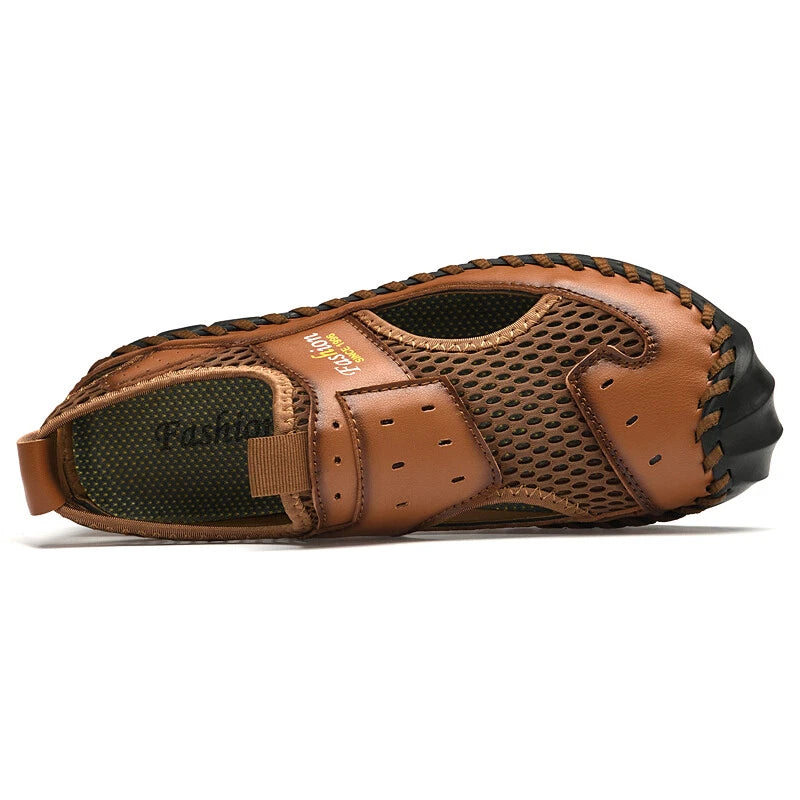 Summer Men Leather Sandals Outdoor Leather Soft Walking Beach Slippers