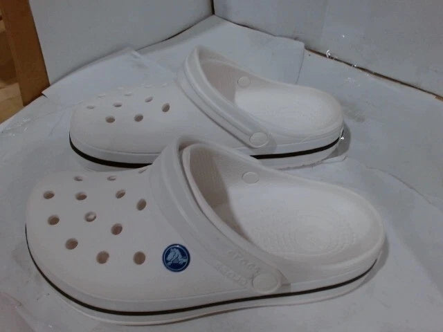 UsedLikeNew_Crocs Unisex-Adult Crocband Clog, White, 6 Women/4 Men_White_Sz6