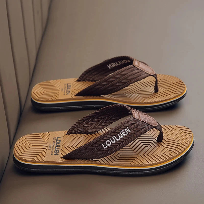 Men's New Flip Flops Super Comfortable and Fashionable Men's Summer Slippers