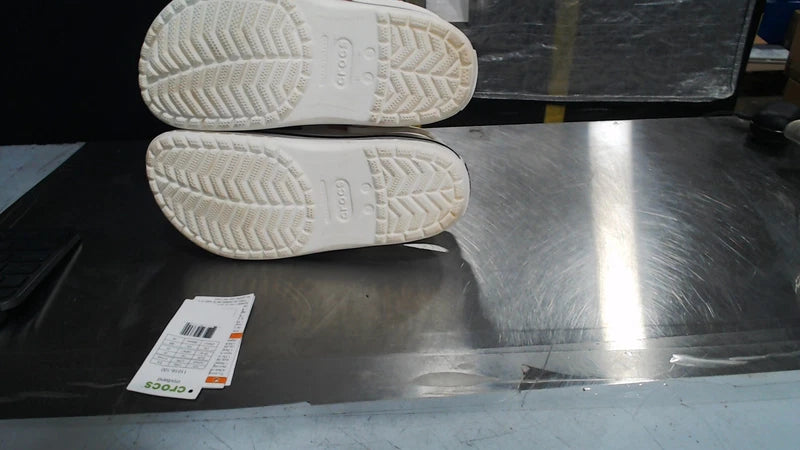 UsedLikeNew_Crocs Unisex-Adult Crocband Clog, White, 9 Women/7 Men_White_Sz9