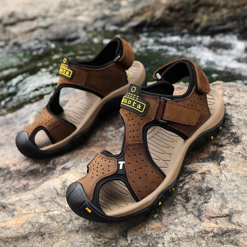 Summer Sandals Men Beach Non-slip Wearproof Anti-collision Soft Slippers