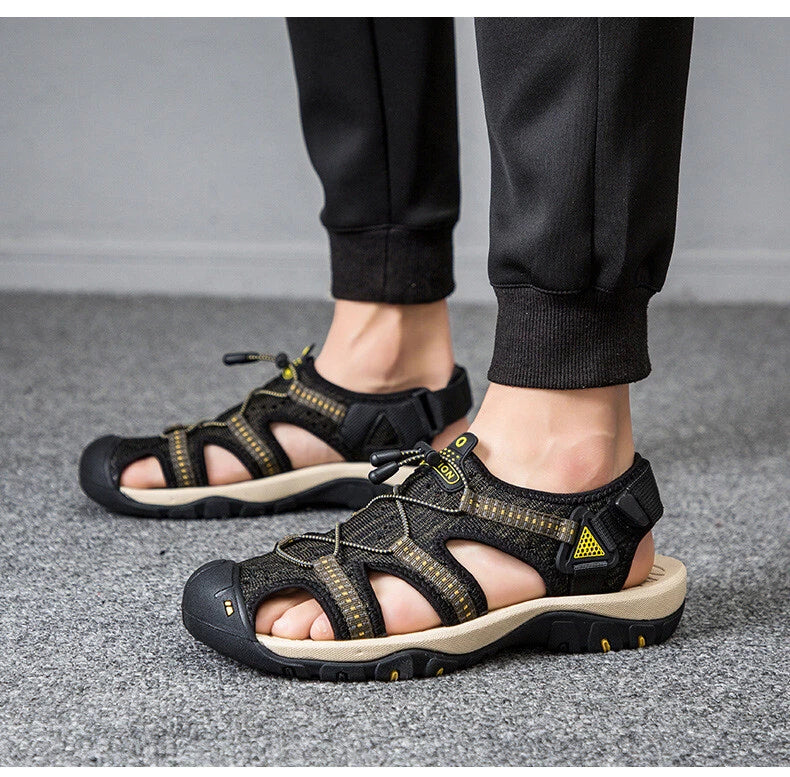 Summer Men's Sandals Comfortable Casual Sneakers Outdoor Beach Water Slippers